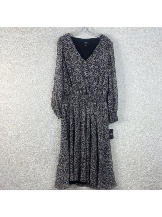 MSK Dresses & Skirts - NWT MSK Womens Black White Floral Long Sleeve V-Neck Smocked Dress PLUS SIZE 1X